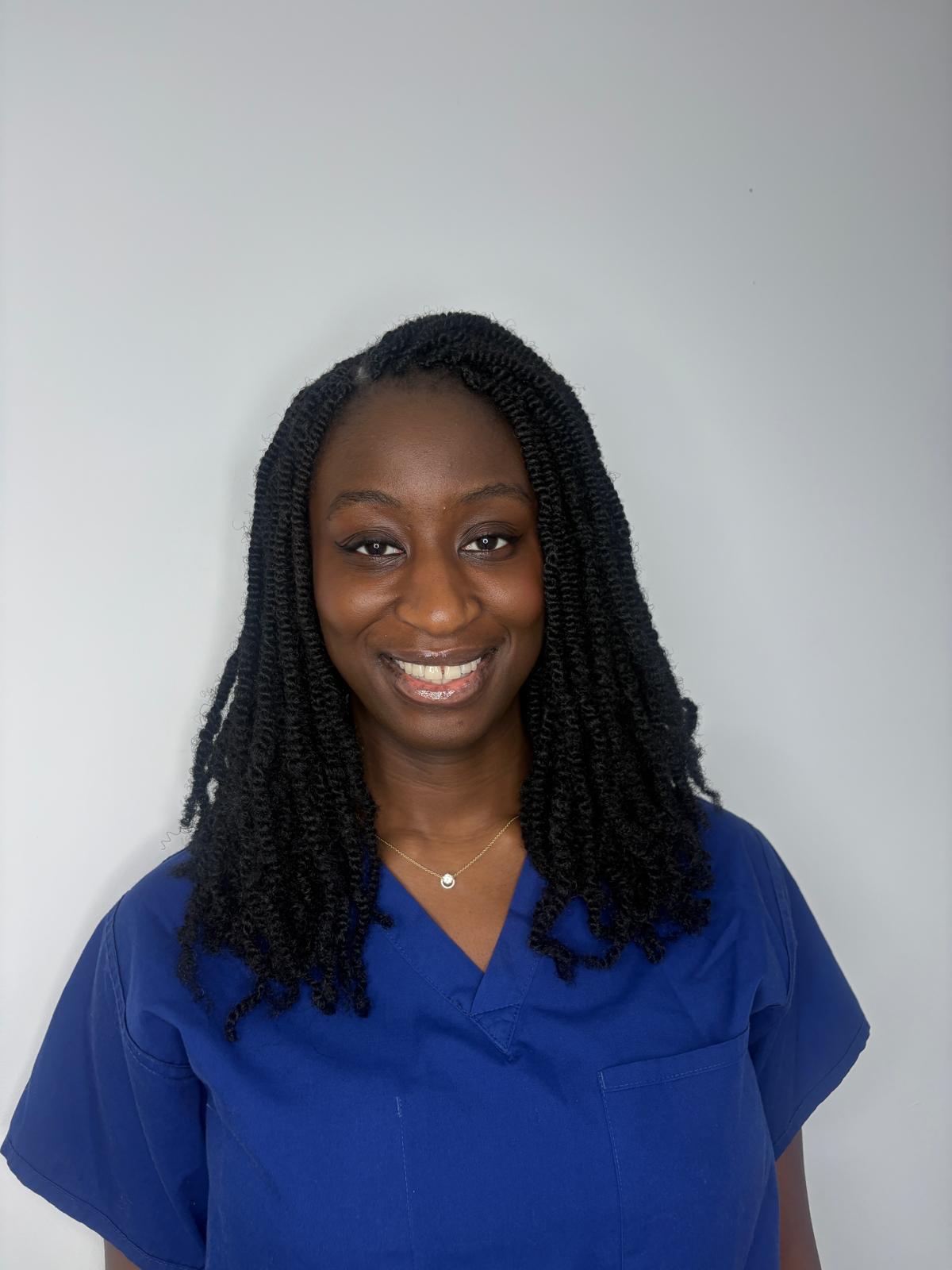 A women with smiling face