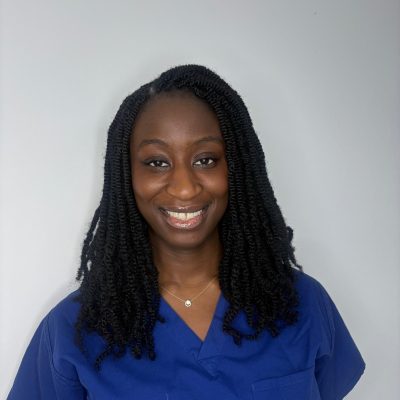 A women with smiling face